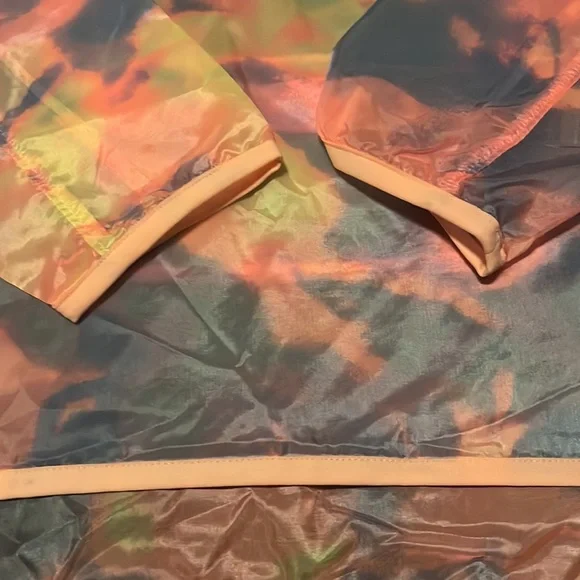 Under Armour Pastel Swirl Dye Half Zip Hoodie Windbreaker - Picture 6 of 7